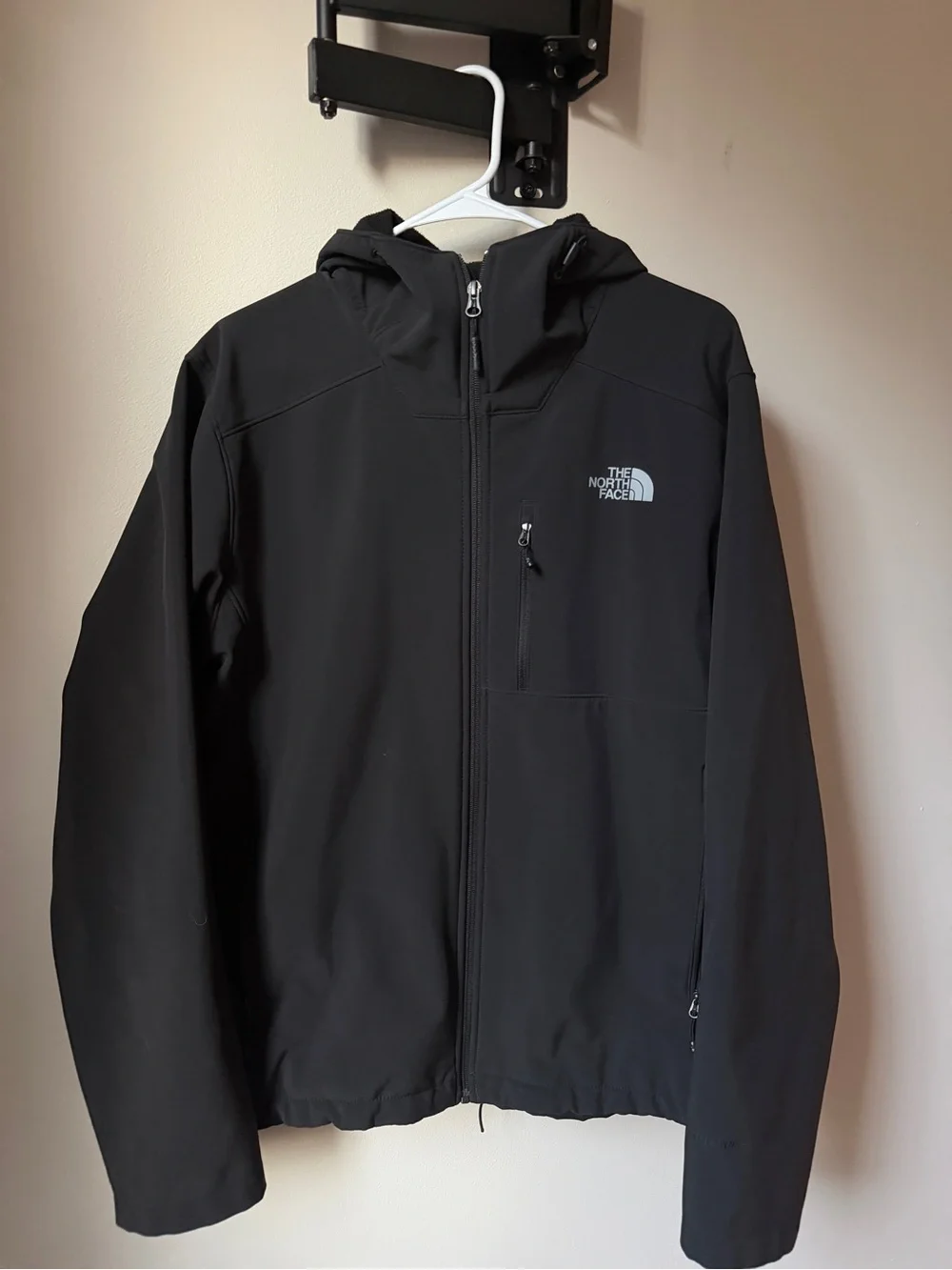 The North Face Black Hooded Softshell Jacket - Lightweight Men’s Large